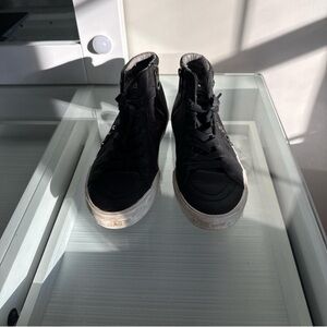 Vintage Havana Cliff Star Studded Embossed High Top Sneaker